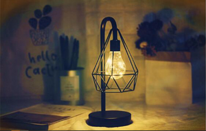 Retro Vintage Diamond Shaped Table Lamp - Hansel & Gretel Home Decor